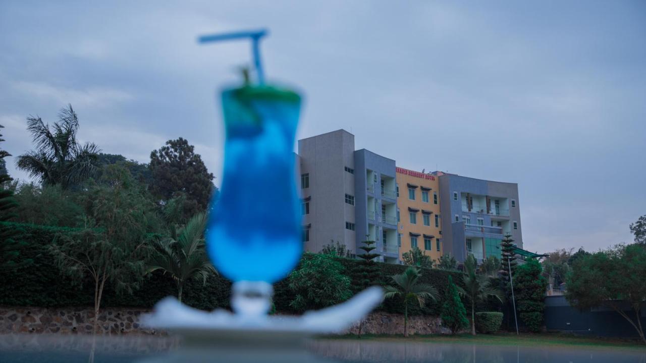 Ekhaya Crescent Hotel Mbarara Exterior photo